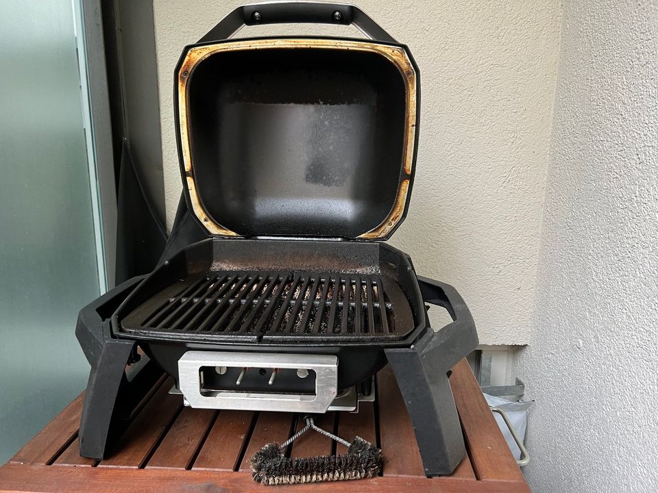 Weber Grill Pulse 1000 iGrill in München