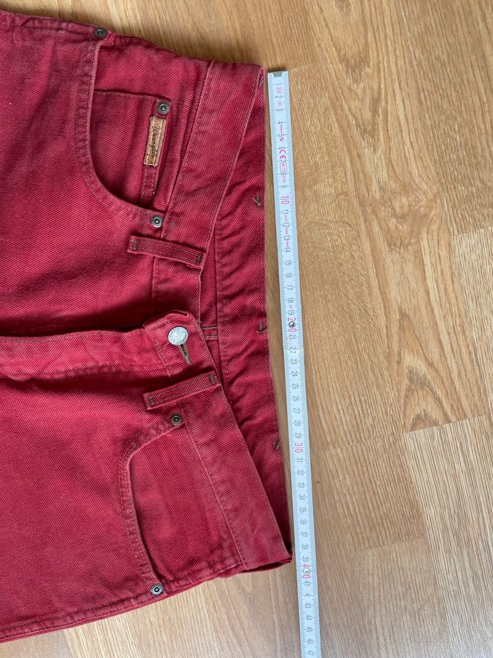 Vintage Wrangler Hose jeans rot Levi’s Diesel in München