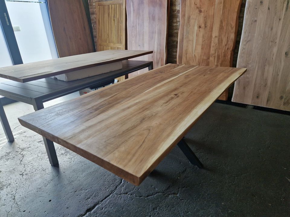 Tischplatte Baumkante Suar Holz 200cm Massiv Tisch Unikat in Bad Schwartau