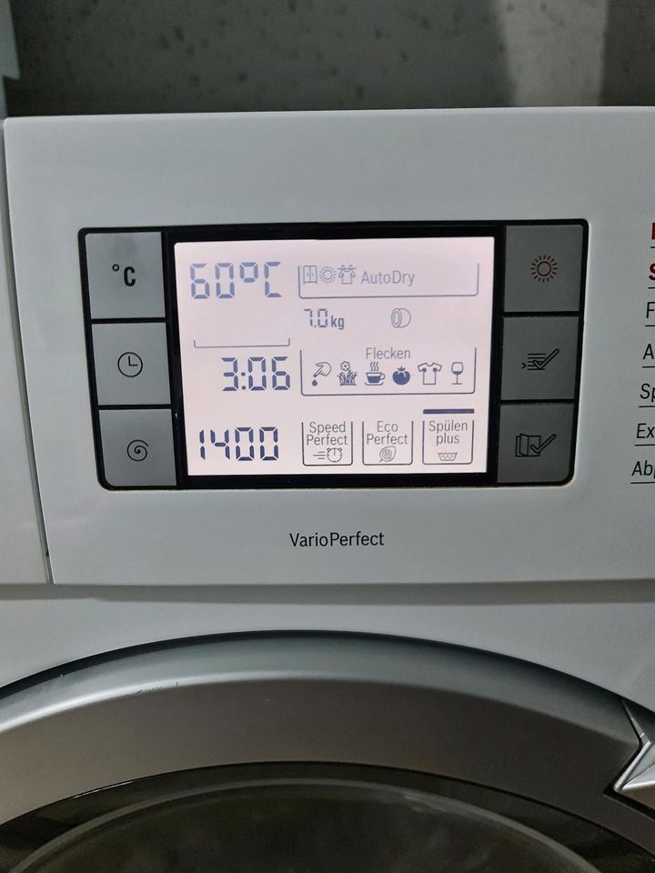 BOSCH Waschmaschine Waschtrockner 2in1 7/4 kg☆Lieferung garantie in Vierkirchen