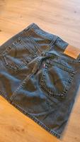 Jeansrock Levis w26 w25 34 xs s grau schwarz Rock Niedersachsen - Wienhausen Vorschau