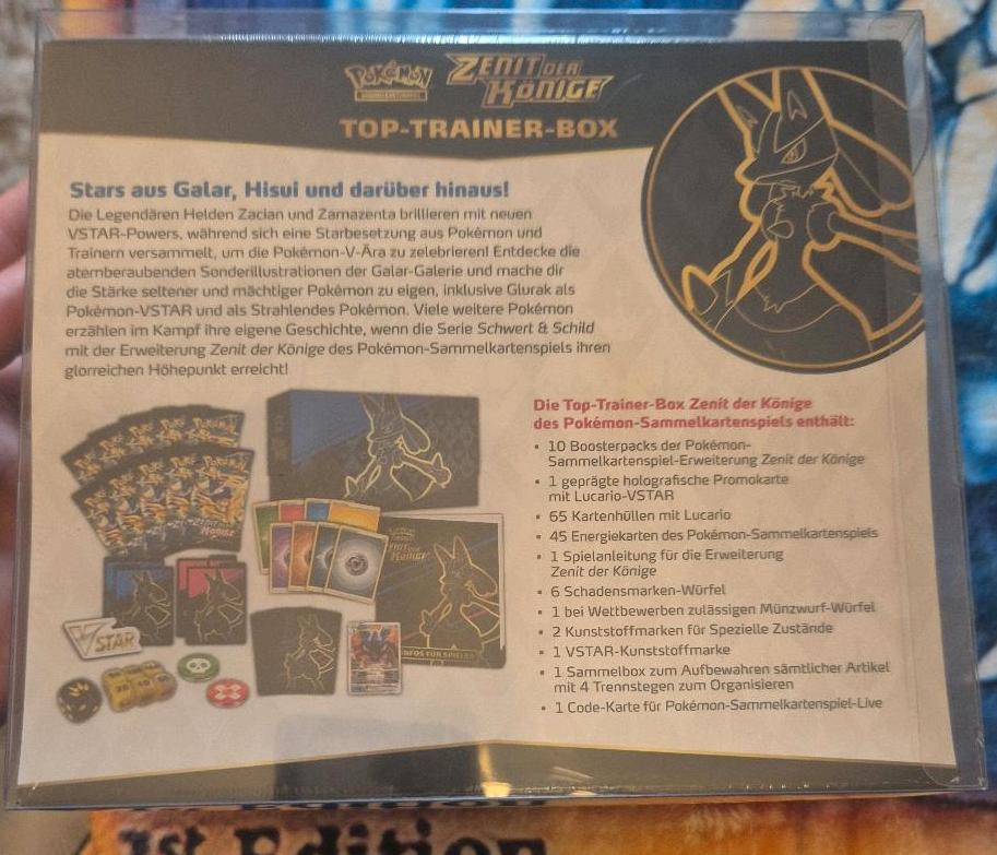 Pokemon celebrations Etb und zenith der könige Ttb bundel in Berlin