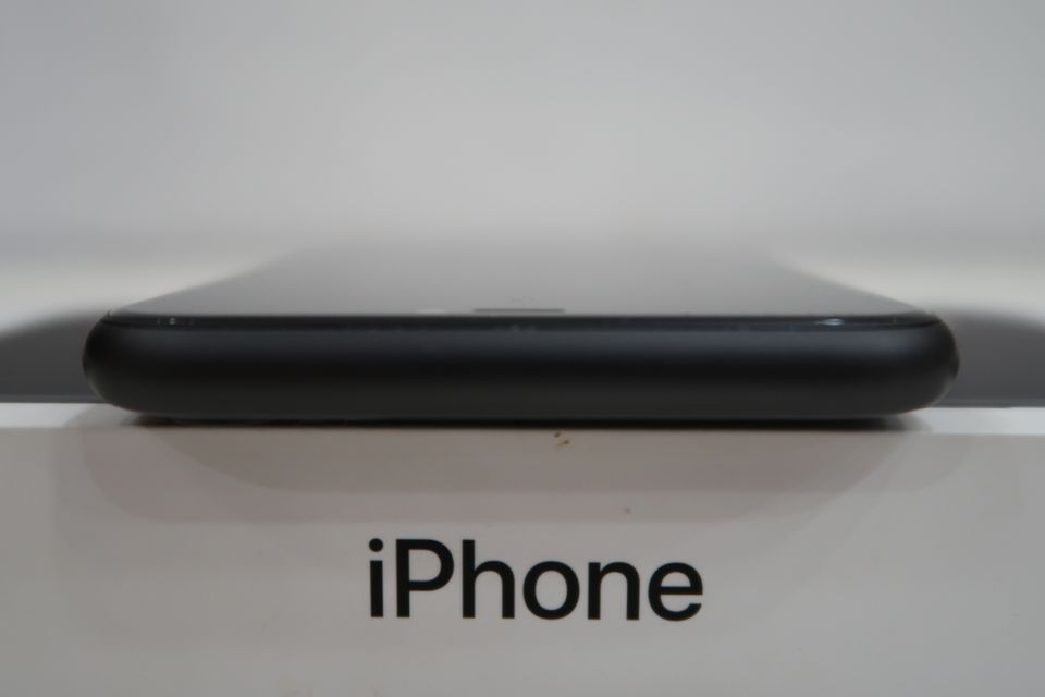 Apple Iphone 11 - 64GB - Schwarz (Ohne Simlock) *Neuwertig* in Dortmund