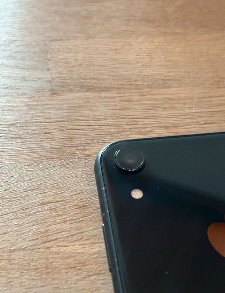 iPhone XR 64GB in Neu Wulmstorf