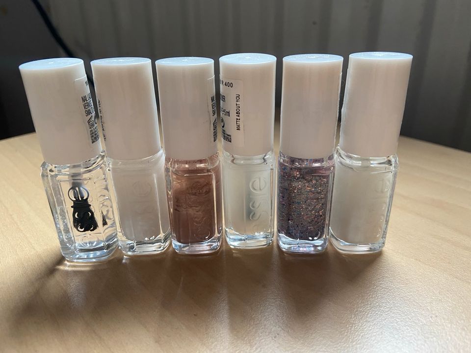 6 Essie Nagellacke 5 ml / NEU in Biedenkopf