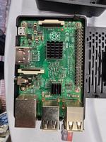Raspberry Pi 2B mit Gehäuse und 32gb sd Hessen - Aßlar Vorschau