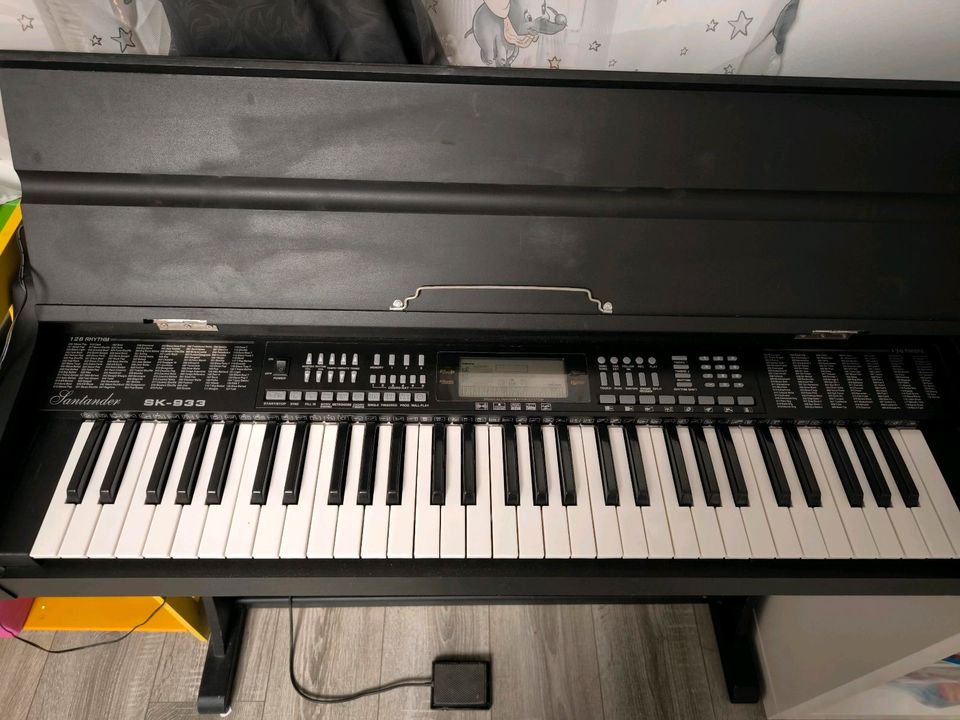 Santander SK-933 Keyboard in Zeitz