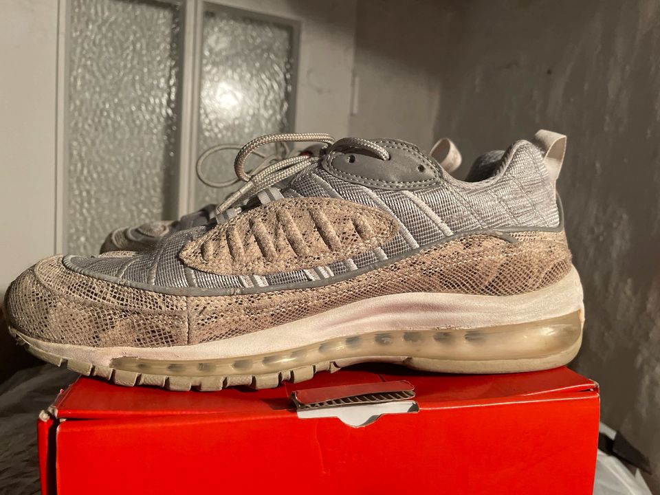 Nike Air Max 98 Supreme Snakeskin in Leuna