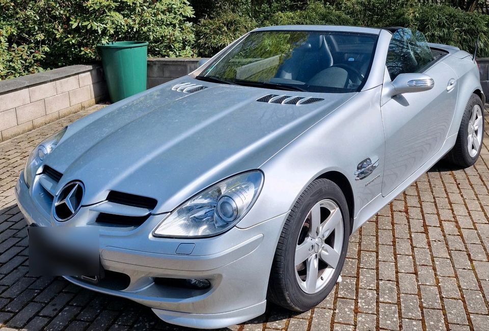 Mercedes Benz SLK R171 200 Kompressor mit TÜV in Schleiden