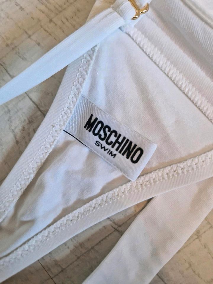 Moschino Bikini Oberteil in Rheinbach