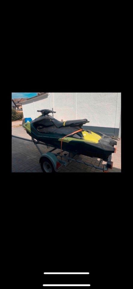 Seadoo Jetski Spark 3 up IBR Wakeboard RXP 260 300 in Zornheim