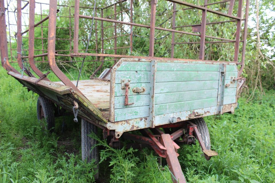 Ballengitterwagen Ballenwagen für HD Ballen in Cuxhaven