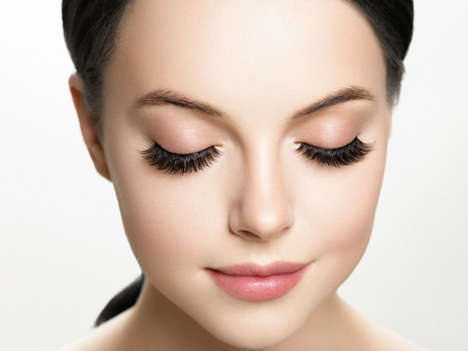 Modelle Wimpernverlängerung Wimpernverdichtung Volumen gesucht in Nürnberg (Mittelfr)