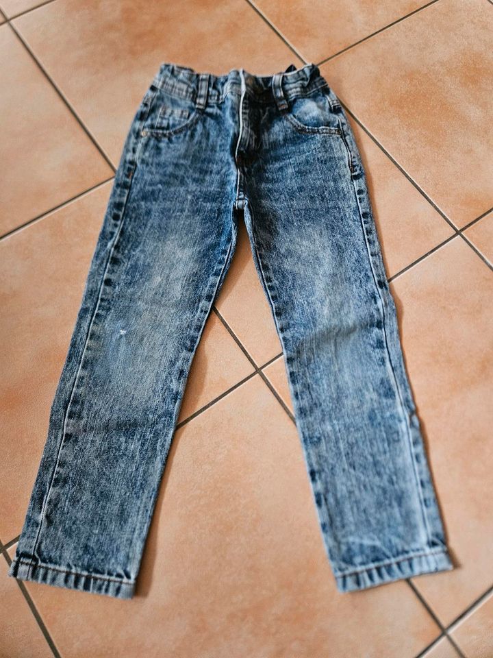 Jeans / Hosen in Größe 116 ab 3€ in Wittingen