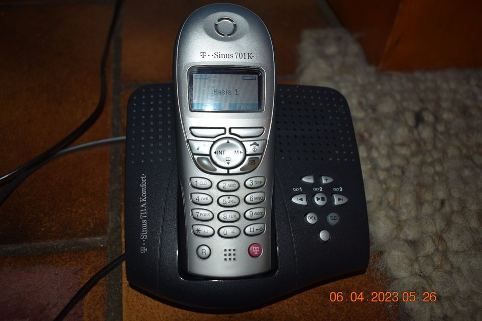 Sinus 701K schnurloses Telefon mit Ladestation incl. Versand in SchleswigHolstein Büdelsdorf