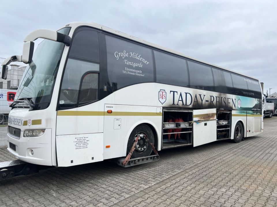 Volvo B 12 B  Reisebus  44 Sitze Küche WC Brandschaden in Viersen