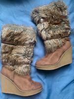 Lange Stiefel Schneestiefel Snowboot Fellstiefel 40 Plateau Boots Frankfurt am Main - Sachsenhausen Vorschau