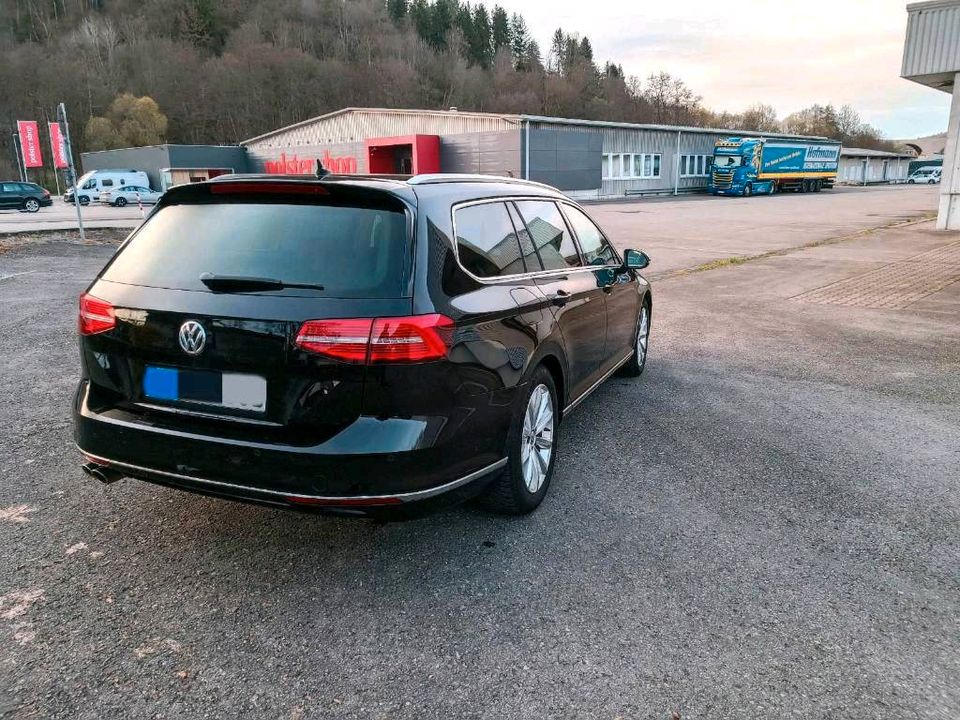 Passat B8 Highline 190ps Leder DSG 2.0Tdi in Nagold