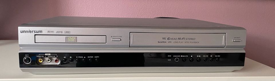 Universum DVD/VHS-Hi-Fi-Stereo Videorecorder in Kaltennordheim