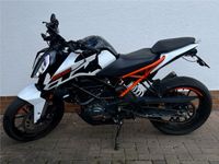 KTM Duke 125ccm schwarz/weiss Hessen - Eichenzell Vorschau