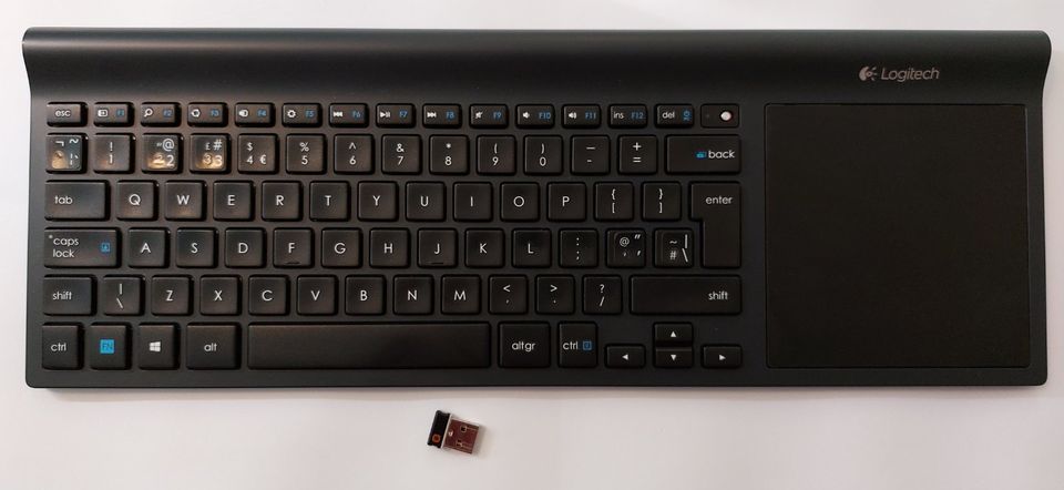 Logitech Wireless All-in-One Keyboard TK820 (QWERTY) in Darmstadt