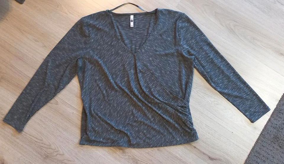 Gr. 46 Damenkleidung Langarmshirt leichter Pullover XXL Mode Groß in Mönchengladbach