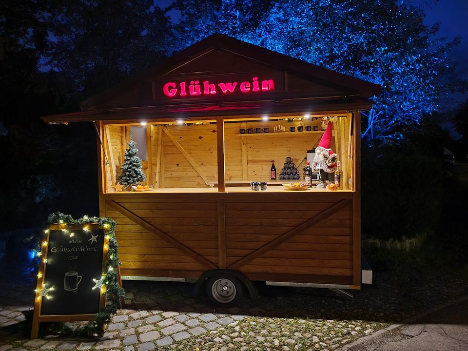 Glühweinhütte/ Mobiler Verkaufsstand/ Weihnachtsfeier in München