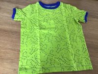 Jungen T-Shirt Handmade klimperklein Gr. 128 neongelb Sternenbild Nordrhein-Westfalen - Schleiden Vorschau