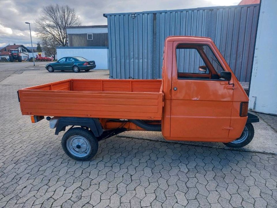 Orangene Piaggio Ape TM 602 Antrieb überholt in Kusterdingen