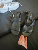 fifth avenue Leder Sandalen gr 38 Brandenburg - Velten Vorschau