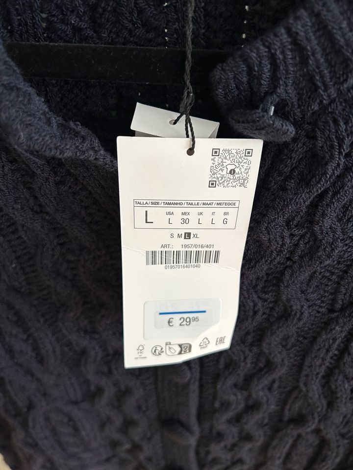 ZARA Strickjacke, kurz, Gr L , neu in Düsseldorf