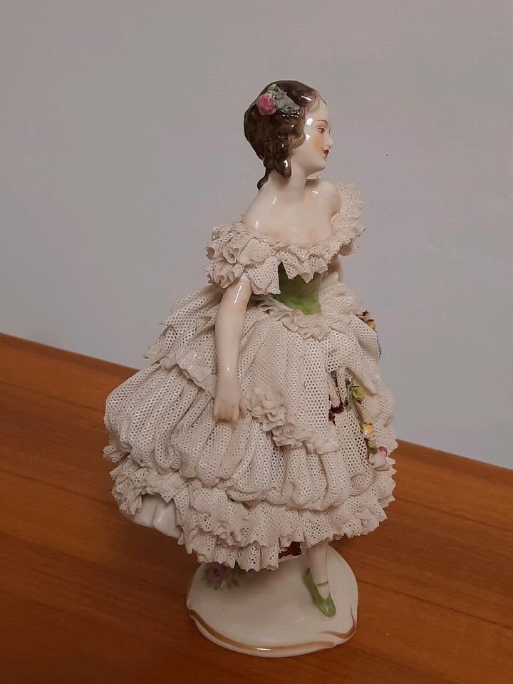 Ballerina aus Porzellan von der Ältesten Volkstedter Manufaktur in Ratekau