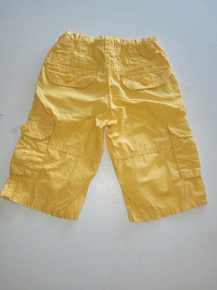 Kleiderset Hose Shorts T-Shirt Badehose Feuerwehrman Sam Gr. 122 in Bannewitz