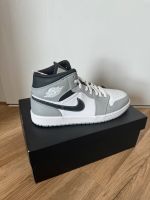 Jordan 1 Mid Anthrazit Gr. 42 Bayern - Aholfing Vorschau