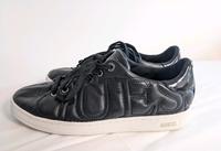 Guess Sneaker 39 schwarz weiss Leder chucks (466) Niedersachsen - Bassum Vorschau