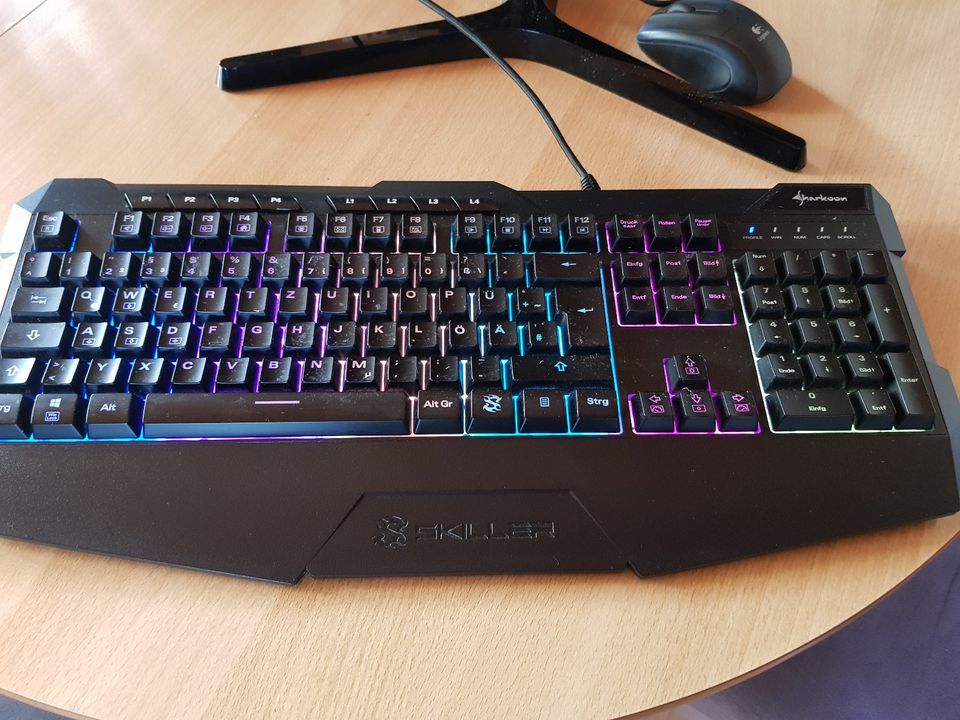 Tastatur, Mouse Pad & Mouse in Duderstadt