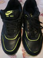 Nike Air 38,5 Sneaker wie neu schwarz Turnschuhe Hessen - Witzenhausen Vorschau