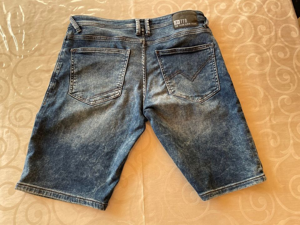 2 kurze Jeans Gr. M und L von Tom Tailor in Philippsburg