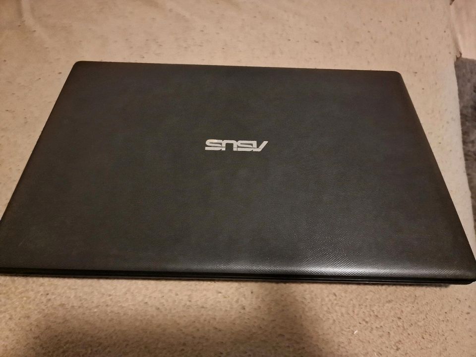 Azus F5551C Laptop Notebook PC in Bremen