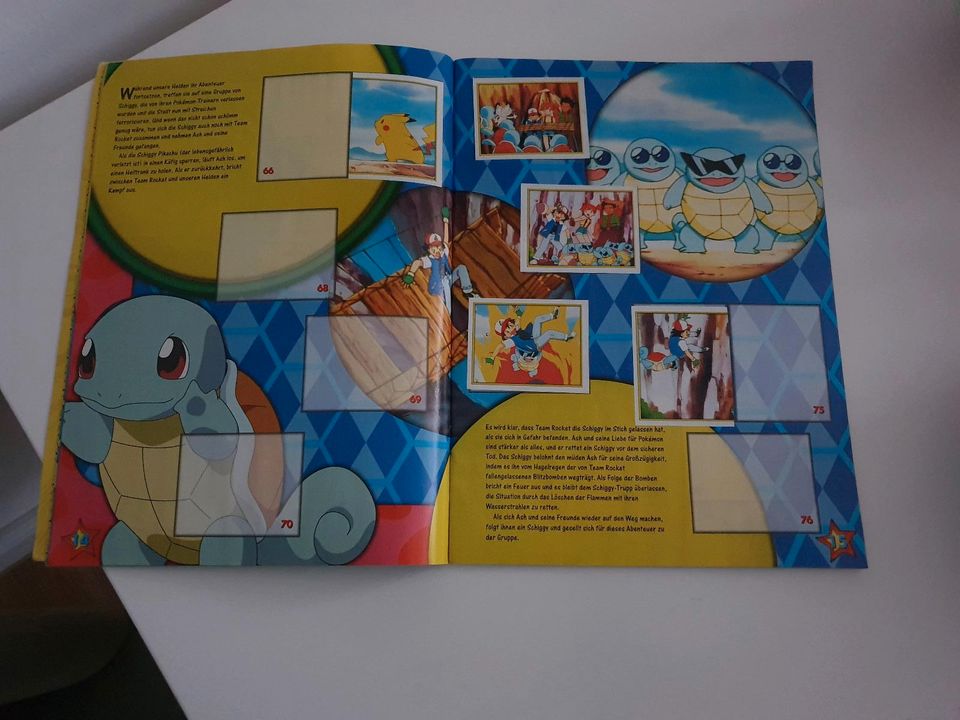 Original Pokemon Sticker Album Sammel Album Serie 2 in Hamburg