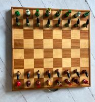 Schachspiel Schach Schachfiguren handgemacht handbemalt 48x47,5 Berlin - Wilmersdorf Vorschau