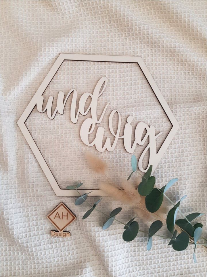 Hochzeit Stuhlschild Für immer und ewig Holz Holzschild Hexagon in Frammersbach