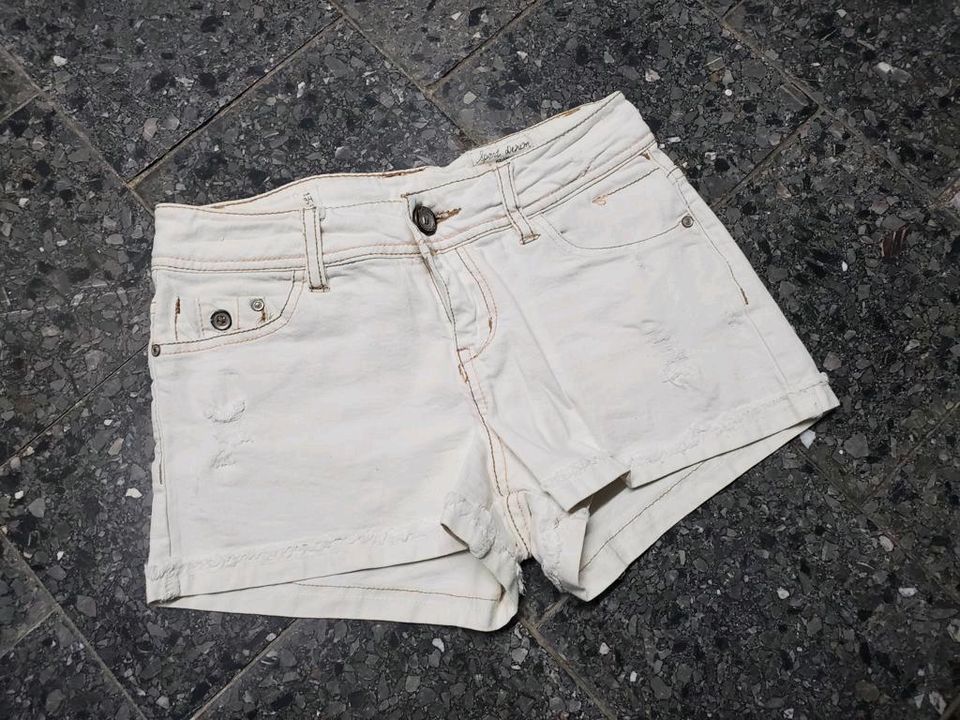 PULL & BEAR Shorts kurze Hose Damen in Hemmingen