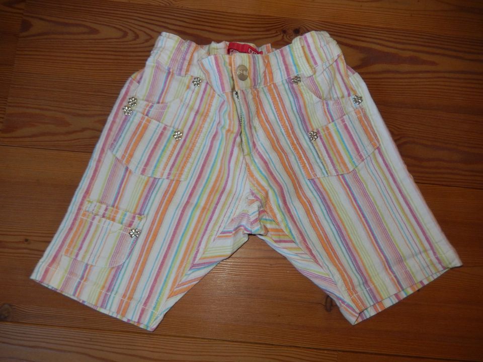 Gr. 116 122 Set kurze Hose Exit & 2 Tops grün H&M & pink Name IT in Oyten