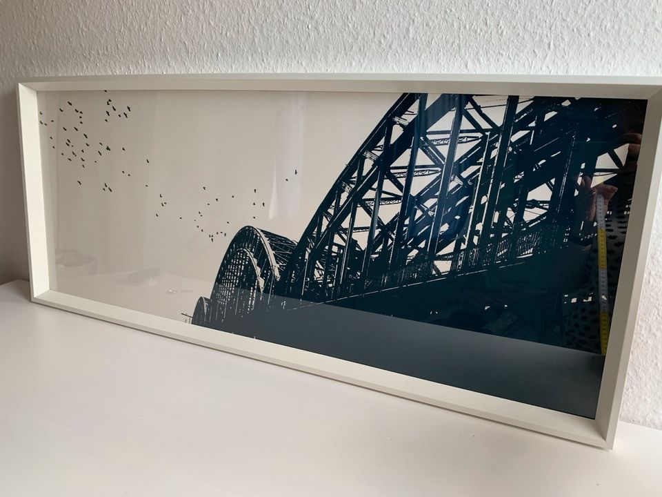 Bild Hohenzollernbrücke im Rahmen in Köln