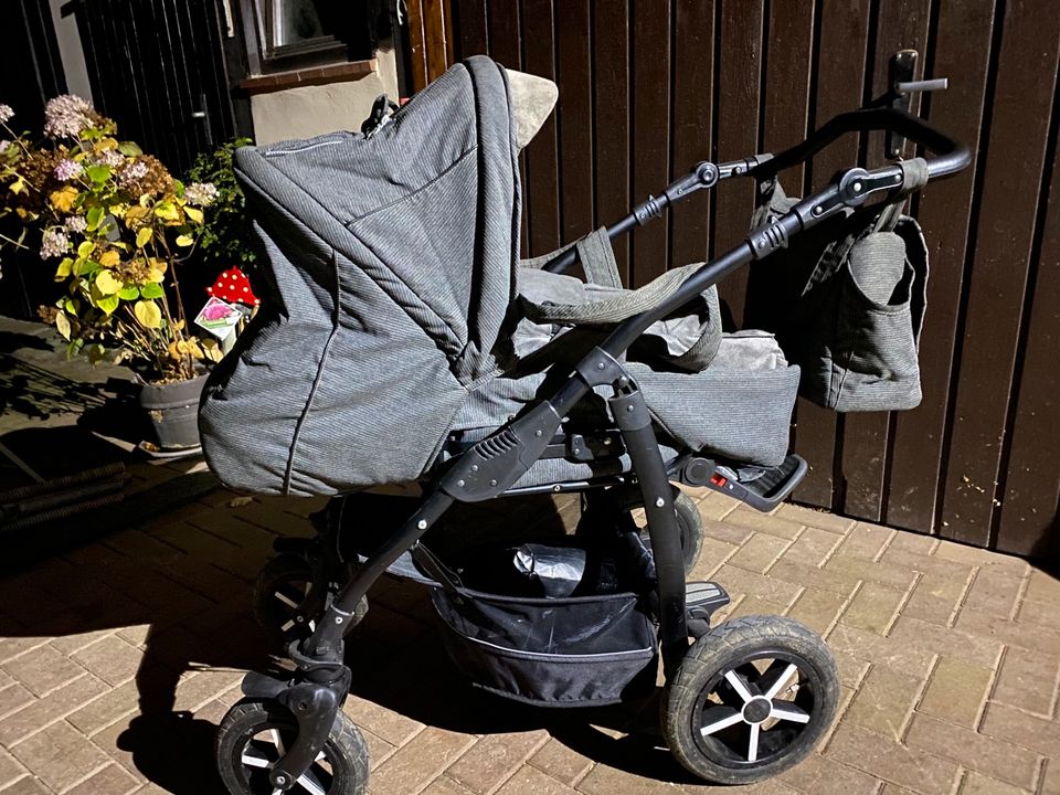 Kinderwagen von Feder (3 in 1) in Ziegelheim