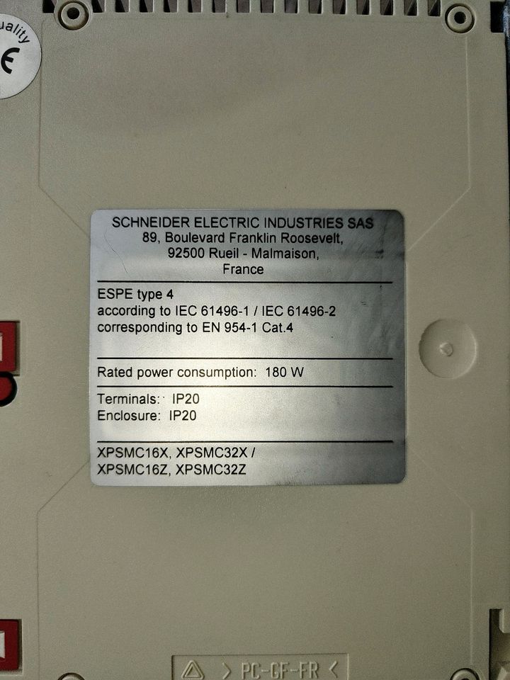 Scheinder safety controller XPS-MC XPSMC16Z in Emmerich am Rhein