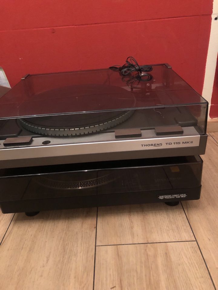 Thorens DT 115 +LencoPlattenspieler+ inkl ca100 Platten in Aalen