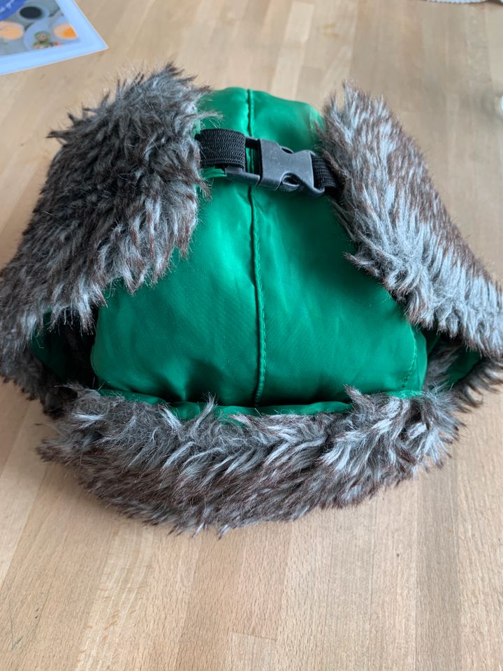 Mütze mit Fellimitat MADONNA APPS grün in Erding