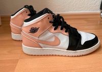 Nike Air Jordan 1 Mid Sneaker Sportschuhe Schuhe Gr.38,5 Hessen - Bad Schwalbach Vorschau